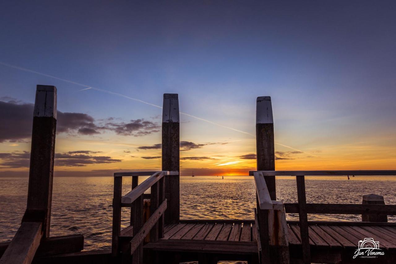 Bed En Bike Strunen Op Texel Den Burg Luaran gambar